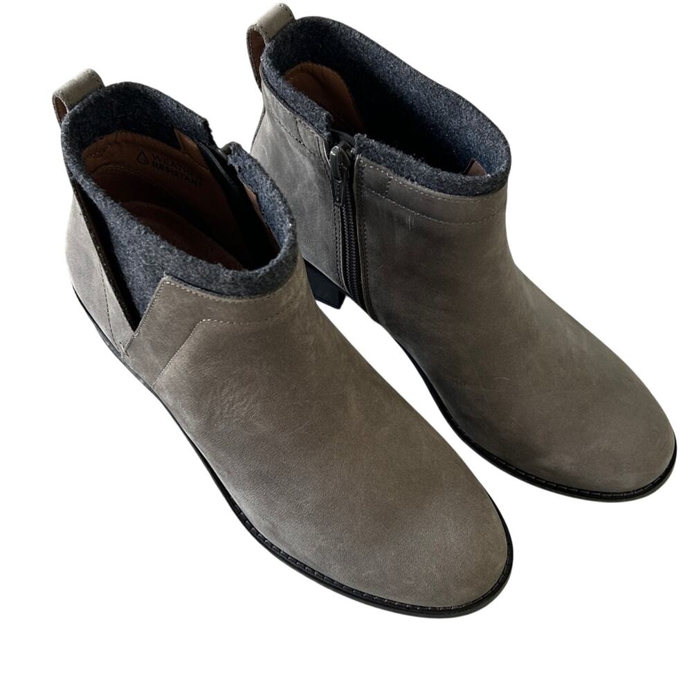 Vionic Women’s Joslyn Gray Ankle Boots